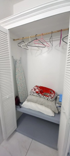 Cozy vacation retreat with free parking