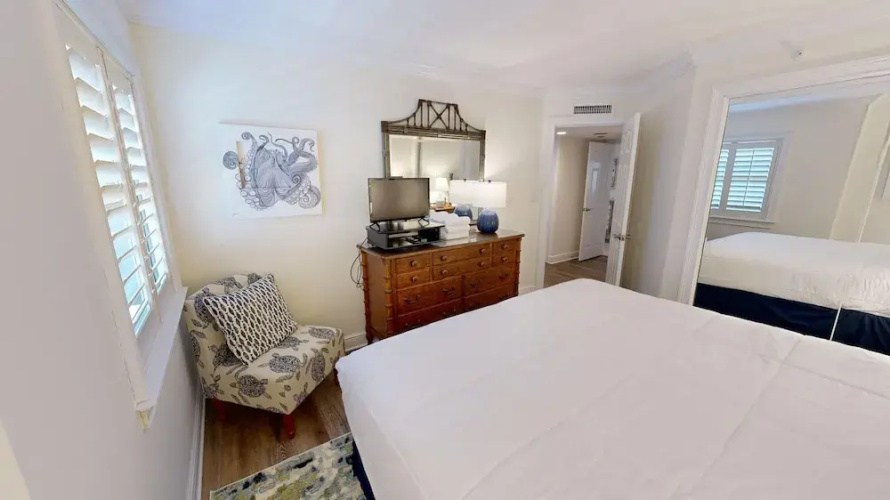 Inlet Reef 609 4 Bedroom Condo by RedAwning