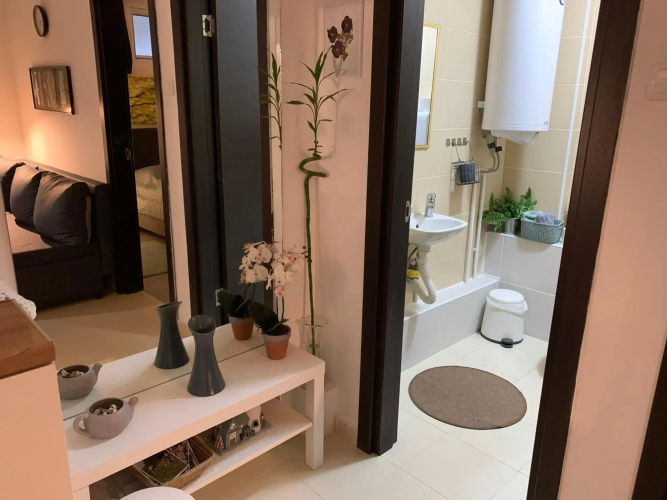N6 Apartment