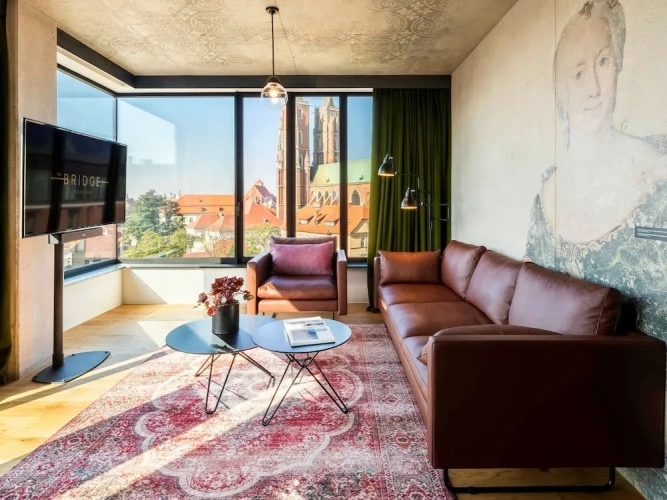 Double Suite