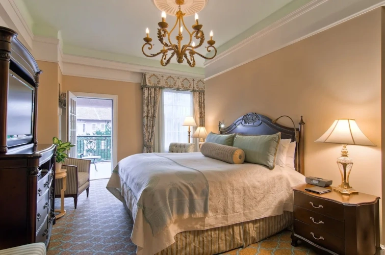 1 Bedroom Suite