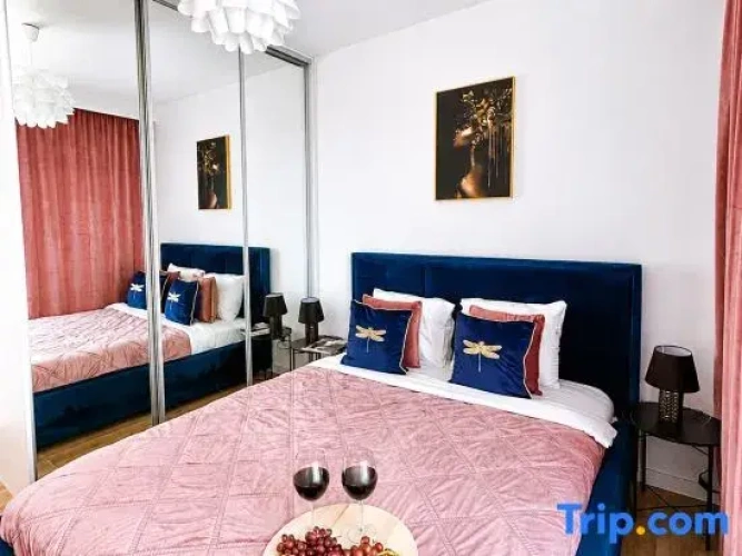 2 Bedrooms Double Apartment