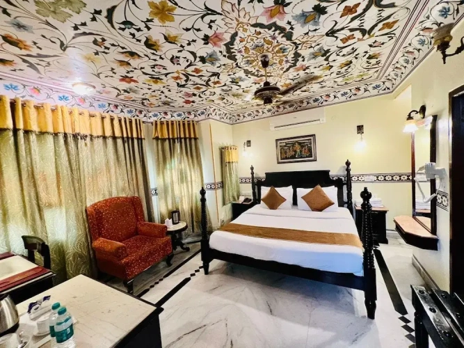 Deluxe room with balcony