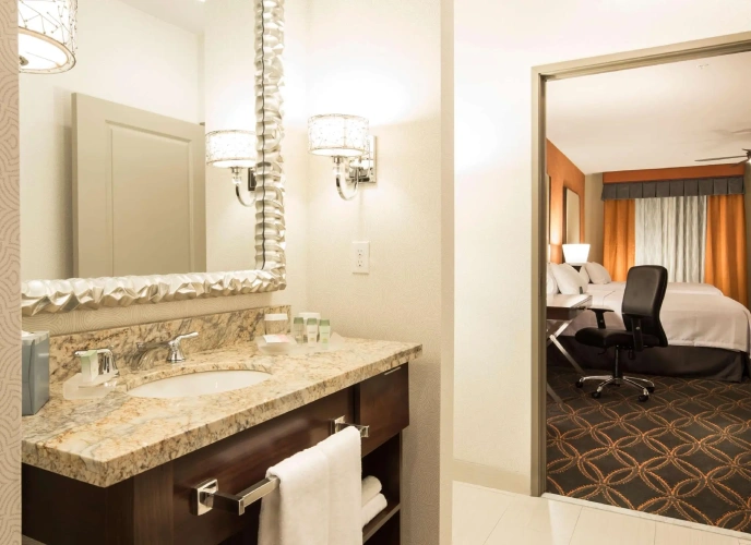 1 Bedroom Double Suite