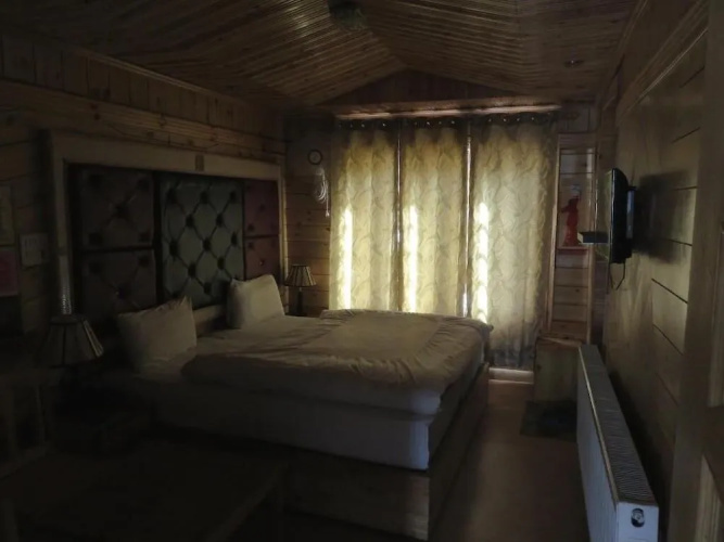 Hotel Nezer Holiday Inn