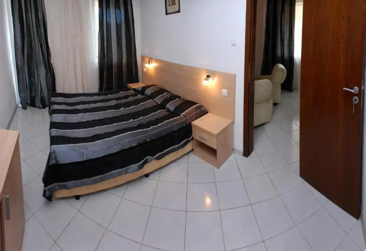 1 Bedroom Suite