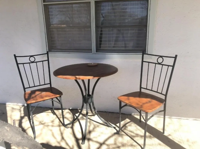 2 Bedrooms Cottage