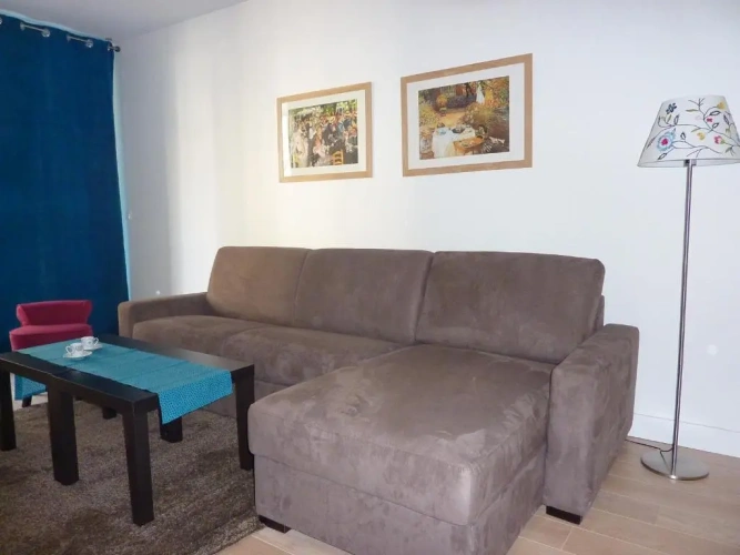 Apartment with balcony
