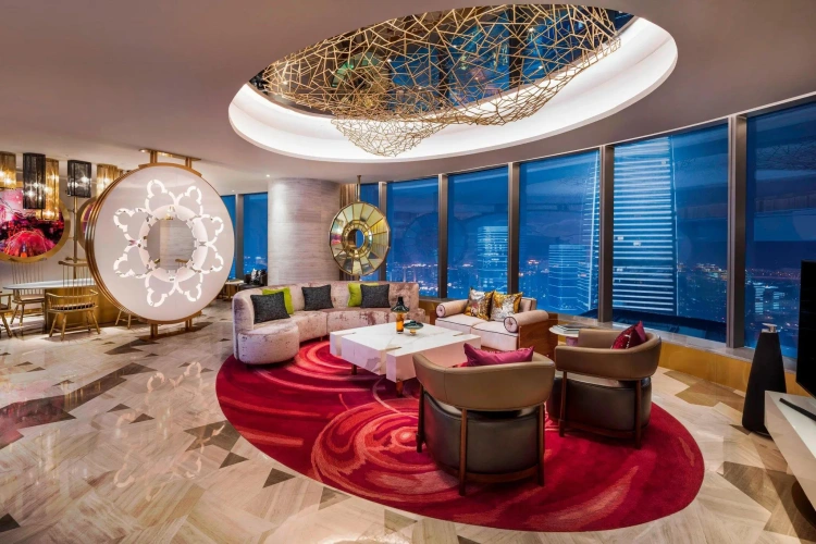 1 Bedroom Double Suite with lake view