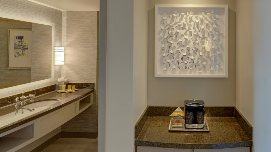 Hilton Virginia Beach Oceanfront photo 12