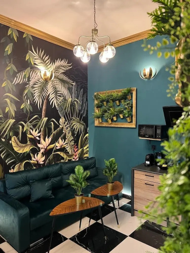Jungle Apartments II