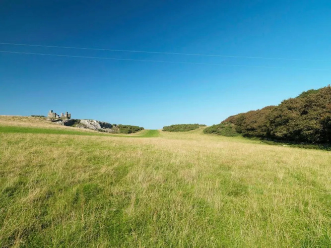 16 'petra' Bell Tent Glamping Anglesey