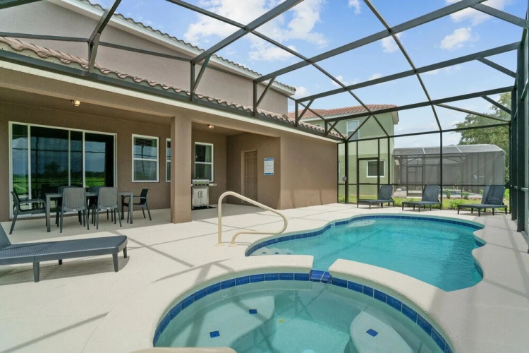 6082bod-solterra Resort