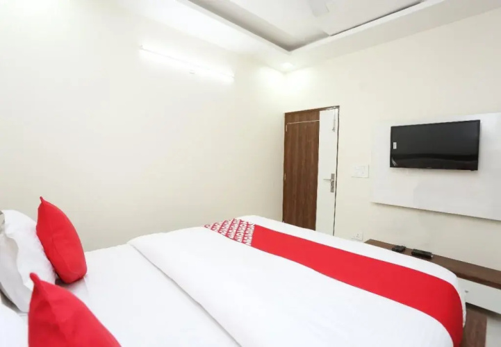 Doodle's Crib Guest House by OYO Rooms