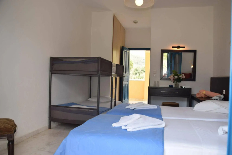 Karavostasi Beach Hotel