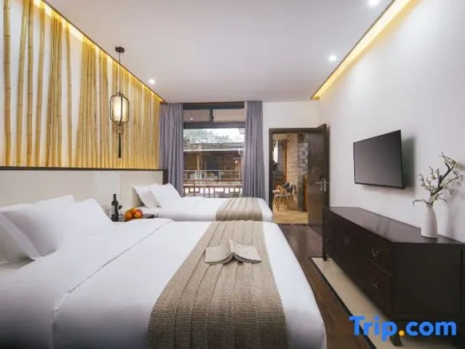Standard Double room with courtyard view