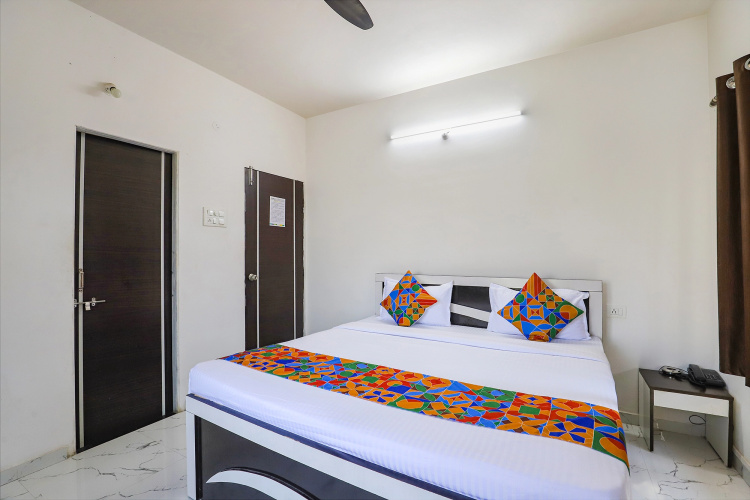 Fabhotel Elite Palm