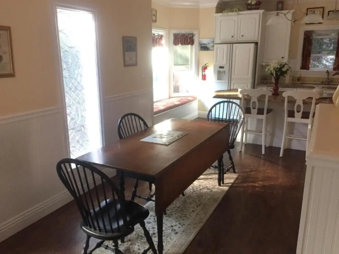 2 Bedrooms Cottage