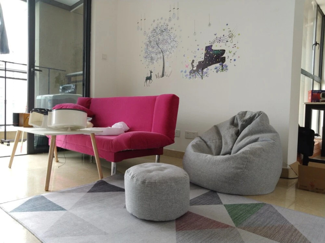 81 Youth Hostel