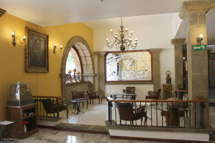 Hotel De Mendoza
