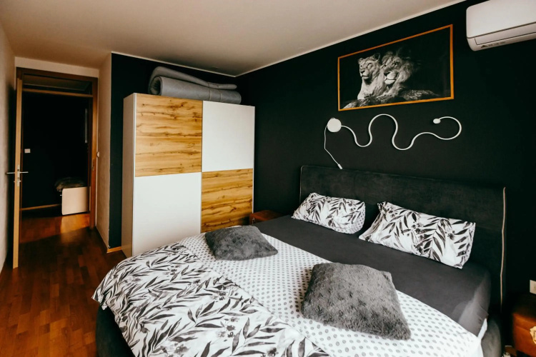 Hermes Apartment