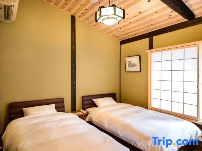 2 Bedrooms Twin Cottage