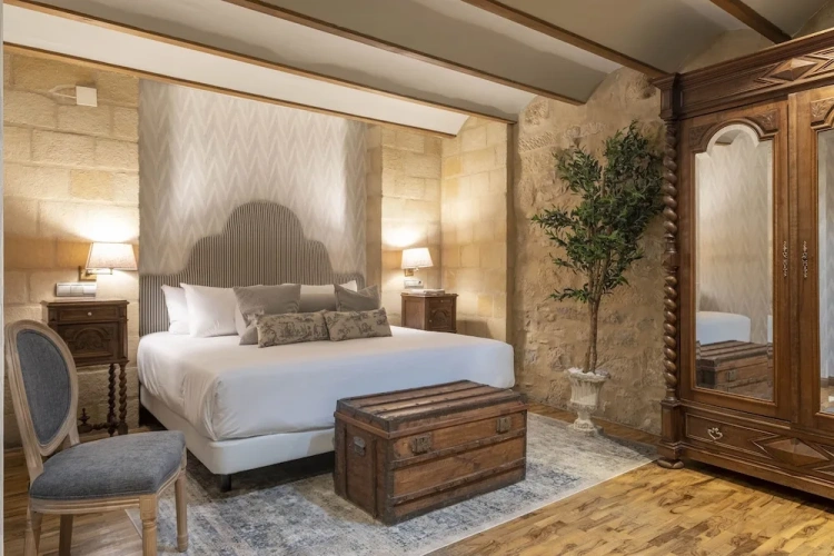 Superior Double room with balcony