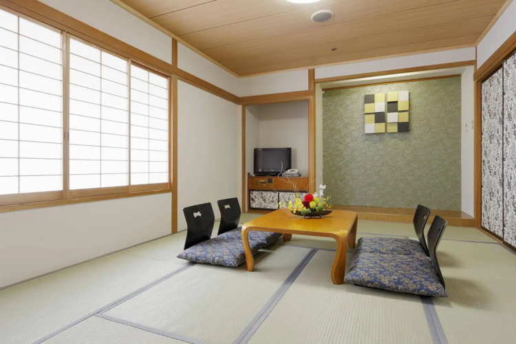 Hotel Grand View Takasaki