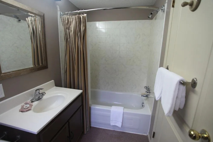 Richca Chalets Resort