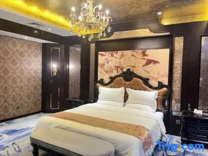 Presidential Suite