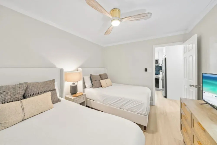 Beachside Villas 811