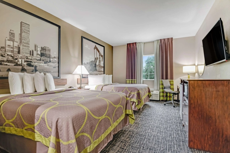 Quadruple Suite