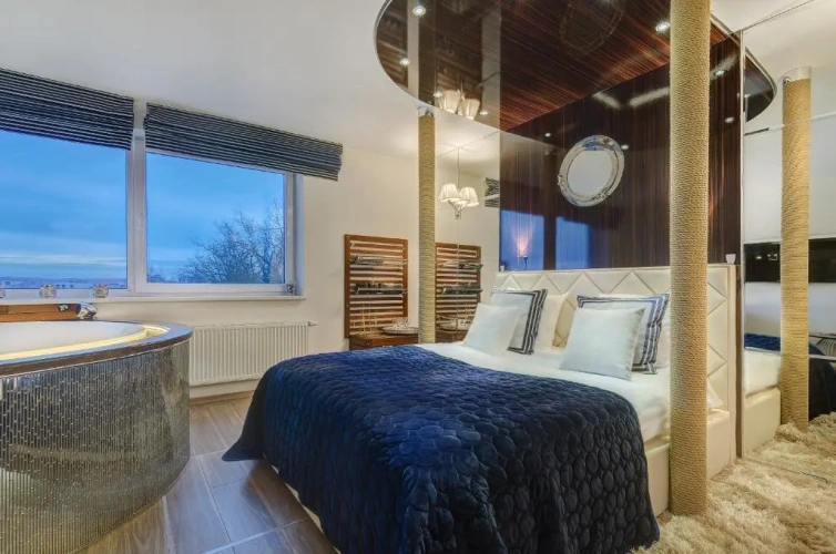 Superior Apartment