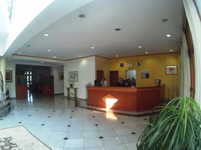 Hotel Paradies