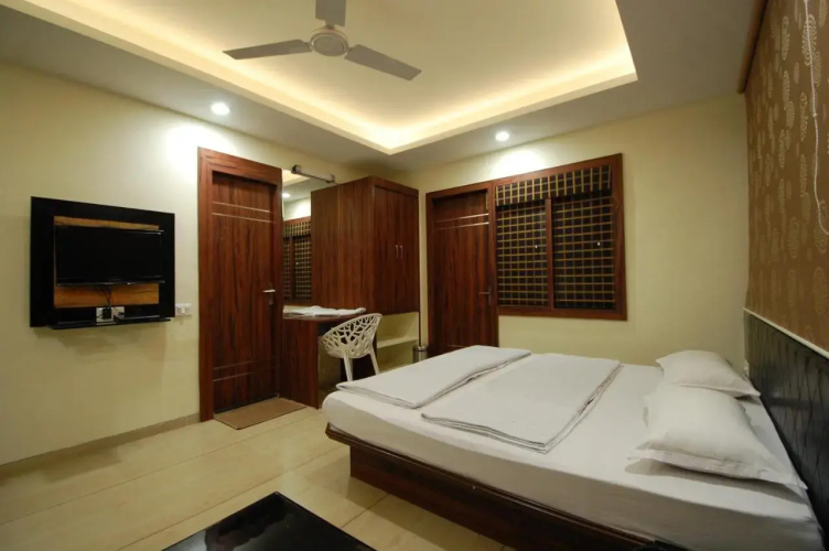 Hotel Ambassador