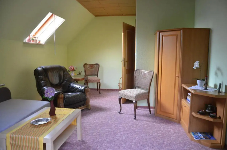 Ferienwohnung "Lindenblick"