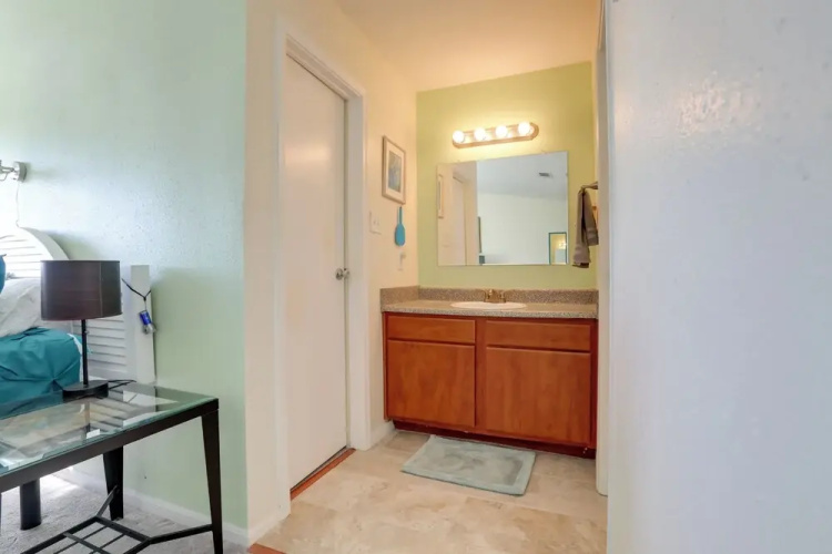 Balcony & Pool Access: Condo in Galveston!