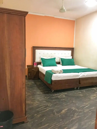 Metro Marine Drive Hotel