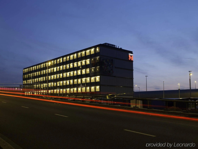 Citizenm Schiphol Airport photo 28