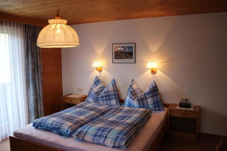 1 Bedroom Double Apartment with balcony and with mountain view