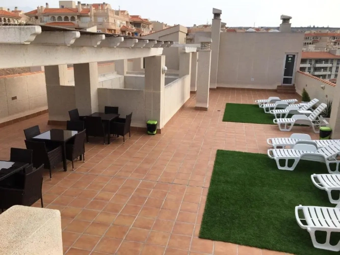 2 Bedrooms Apartment with sea view