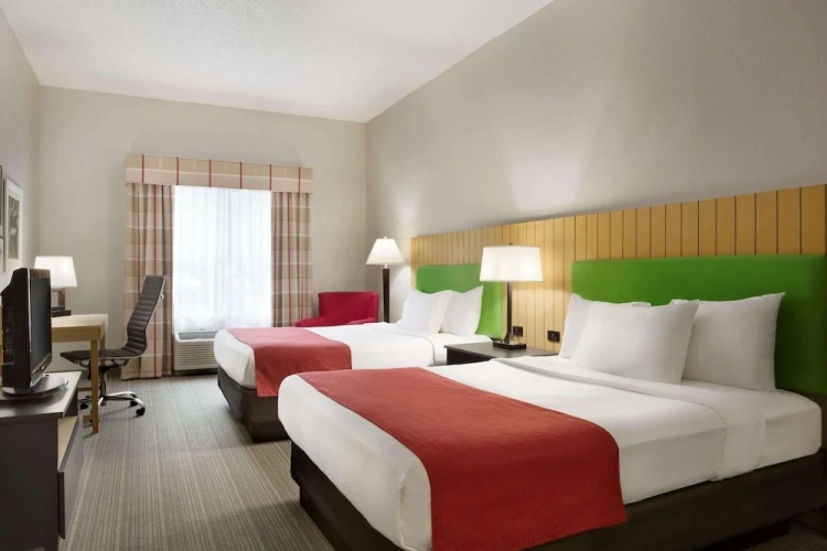 Standard Quadruple room