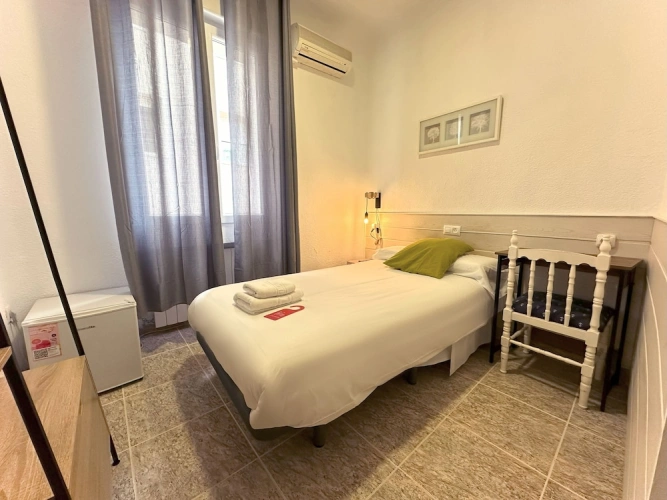 Standard Single room