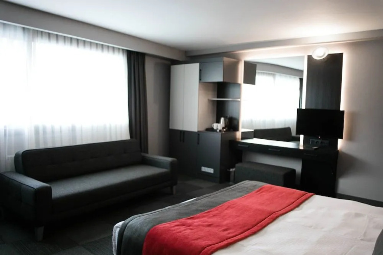 Methis Hotel