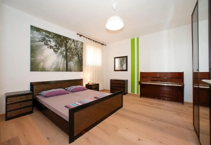 1 Bedroom Apartment with sea view