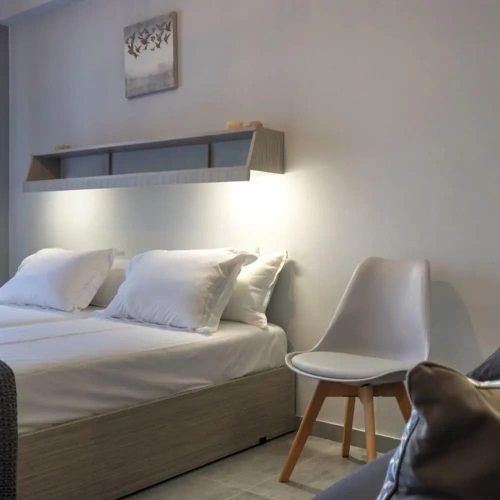 Standard Triple room with balcony