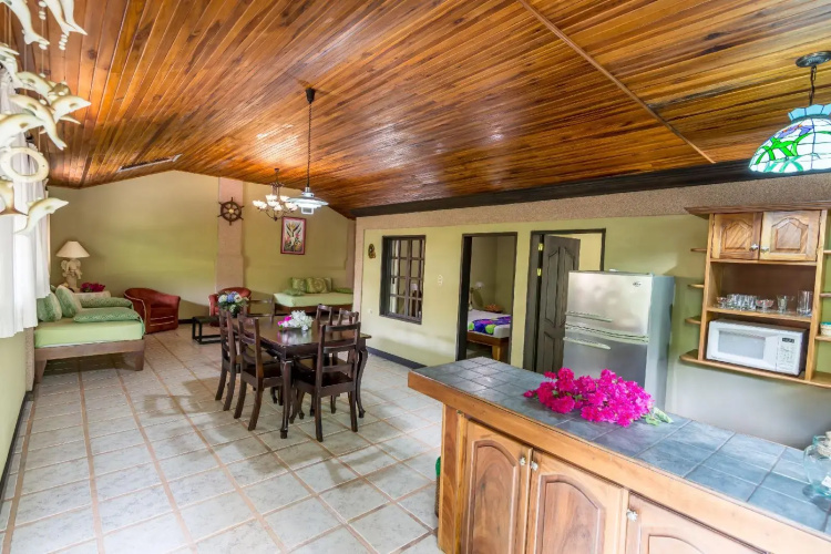 Kayak Lodge