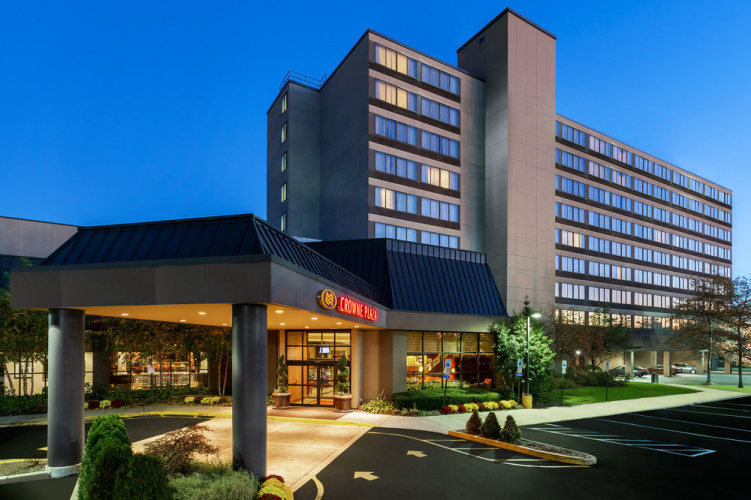Crowne Plaza Englewood photo 26