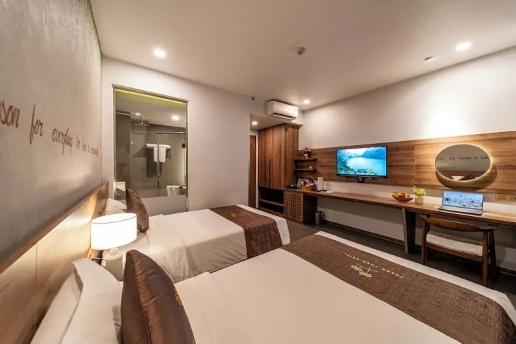 Standard Twin room