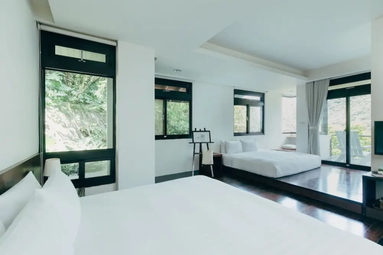 Standard Quadruple room with balcony